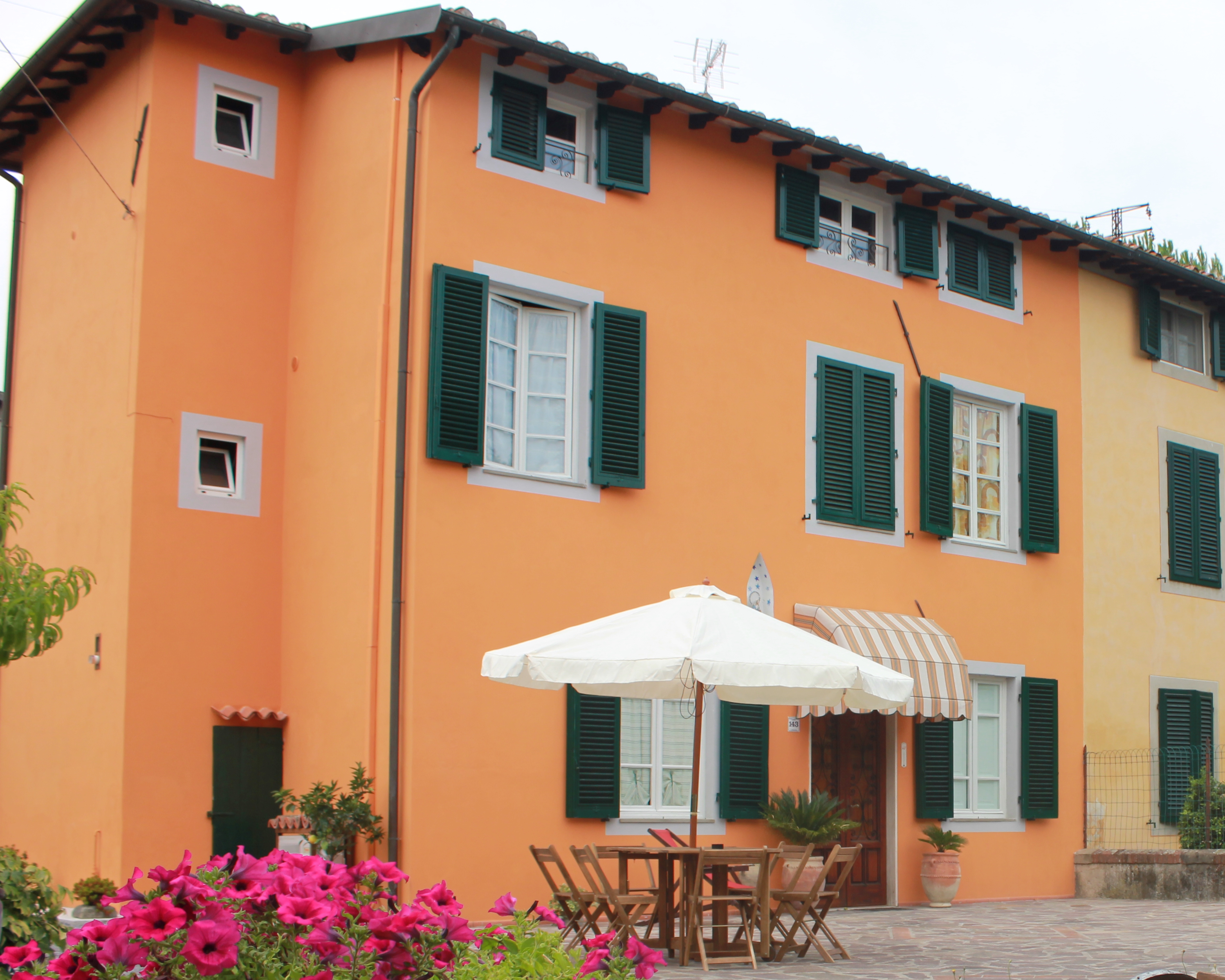 Bed & Breakfast Lucca Fora di Madrigali Silvia foto 0