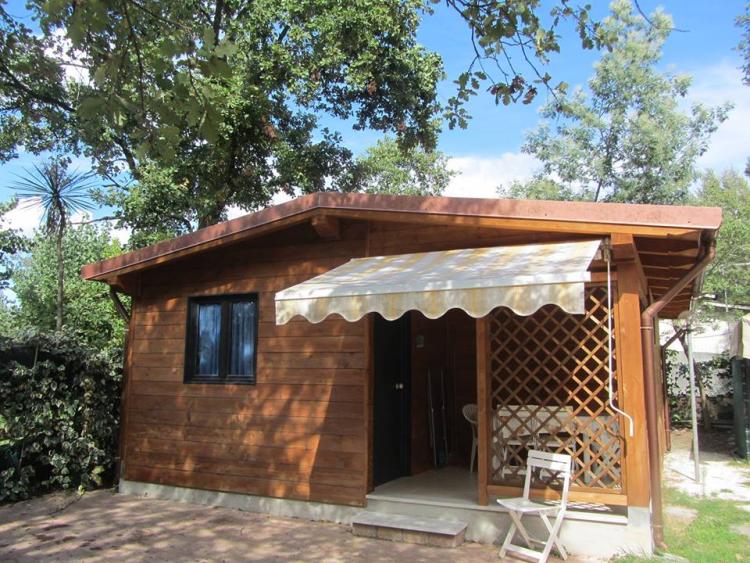  CAMPING LUNI foto 1