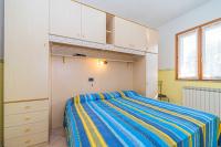 Appartamento in villa 2-3 posti con ampio giardino privato foto 5