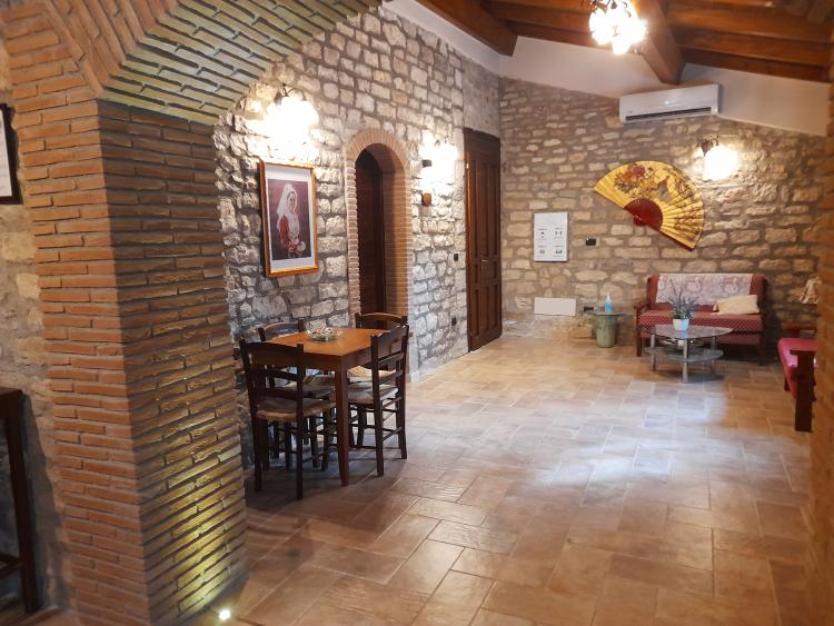 La Maison du Pont | B&B Hotel Pietrelcina | Dormire di qualità foto 21